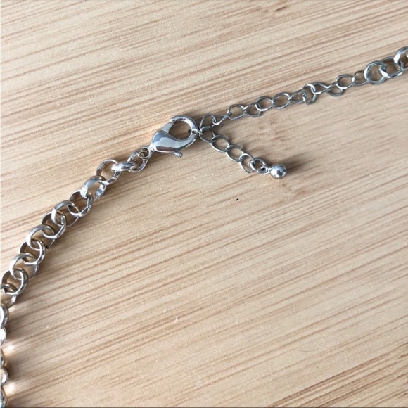 Floral Gem necklace - Picture 3 of 4